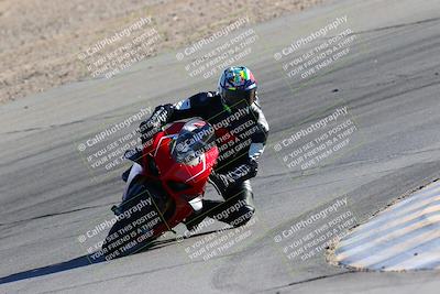 media/Jan-08-2022-SoCal Trackdays (Sat) [[1ec2777125]]/Turn 10 (2pm)/